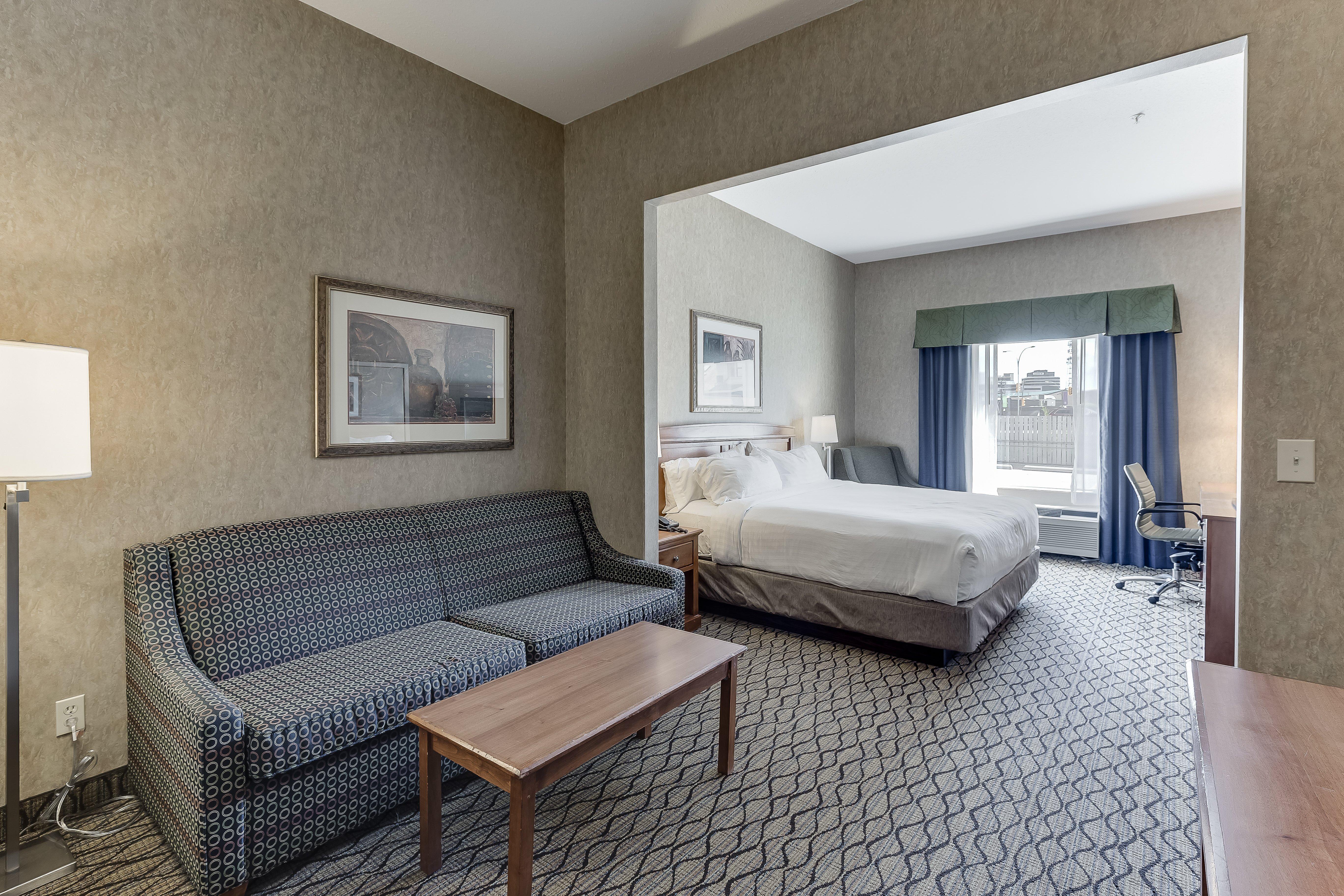 Hotel Express & By Ihg 2*