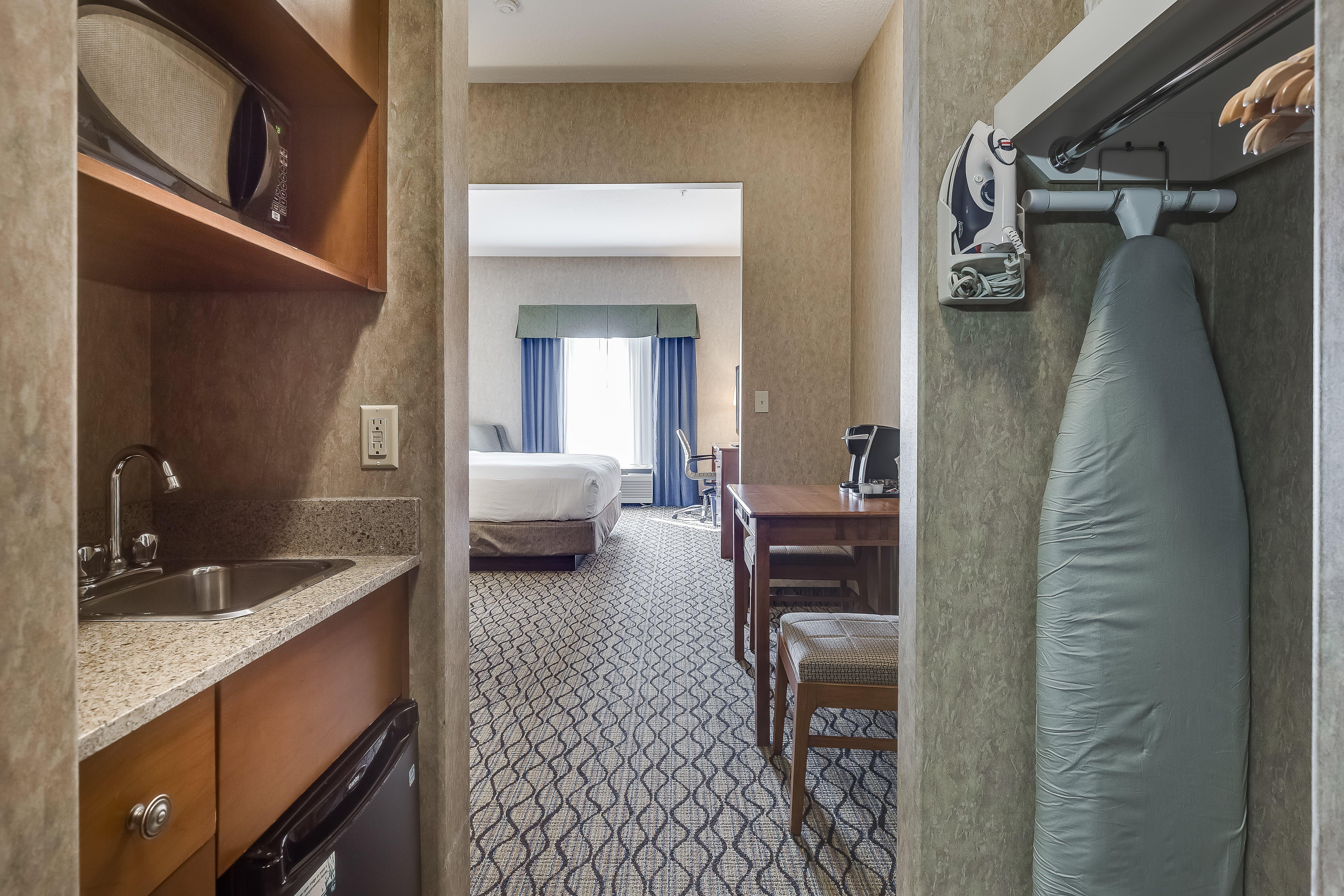 Hotel Express & By Ihg