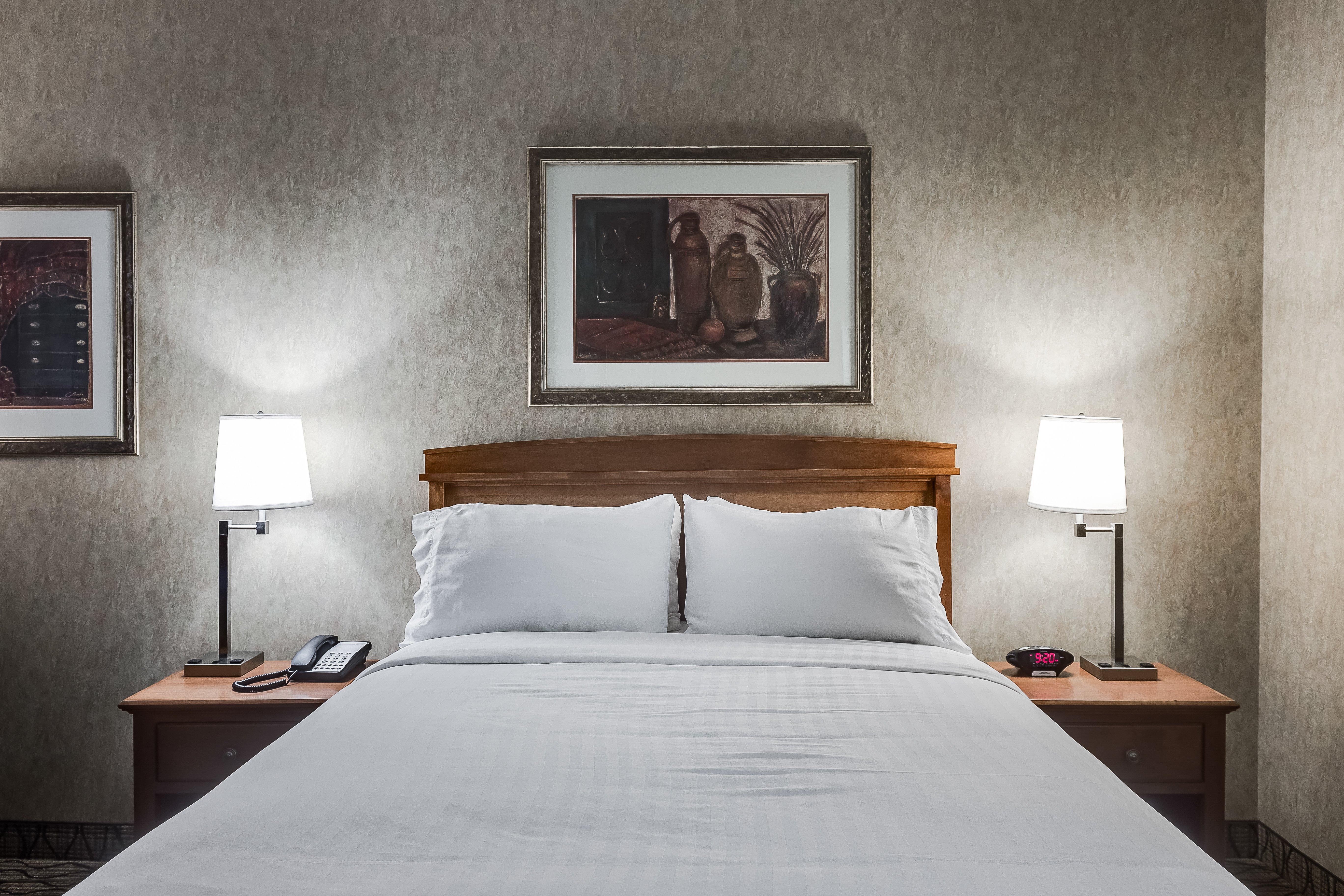 Express & By Ihg 2*