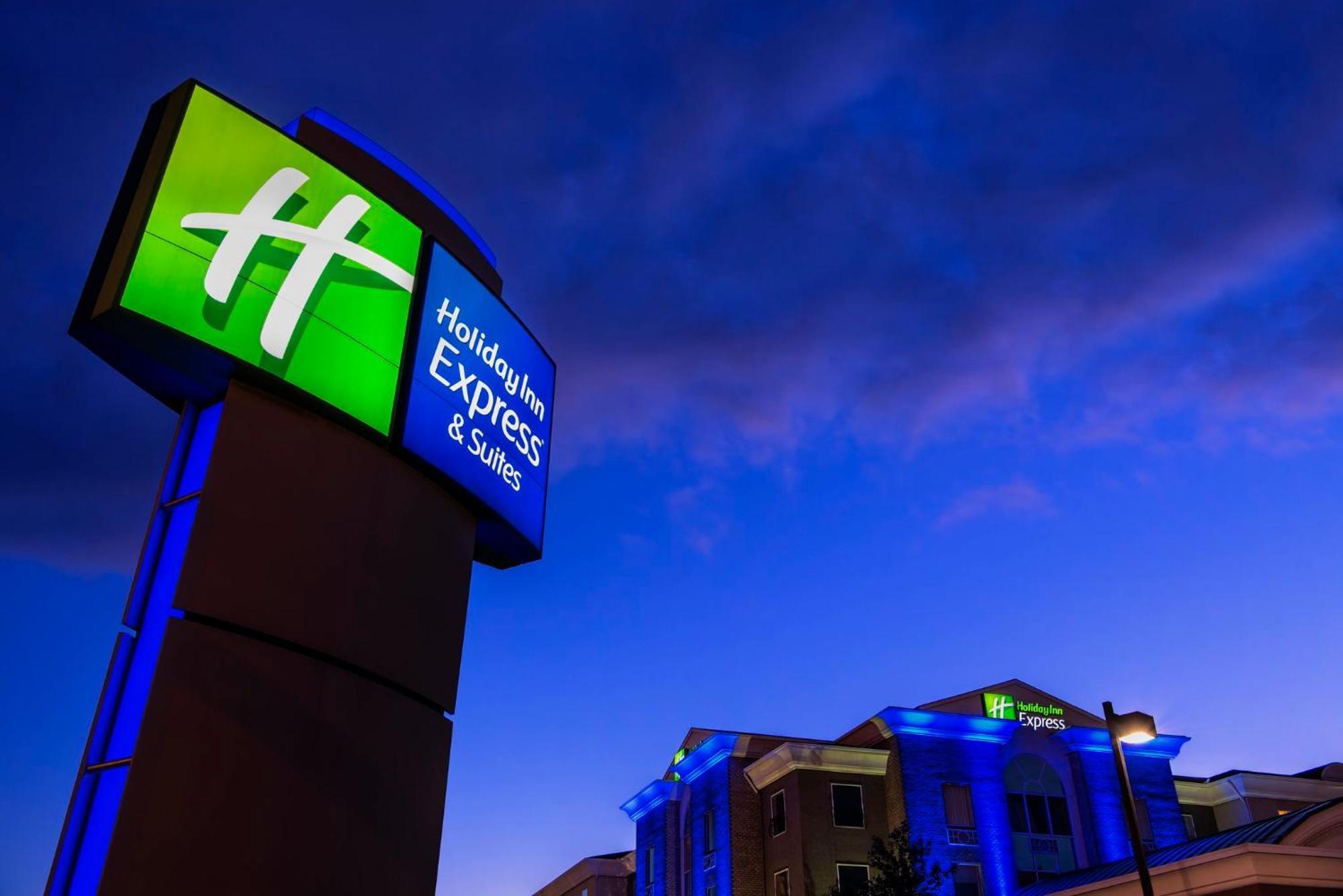 Express & By Ihg 2* Saskatoon